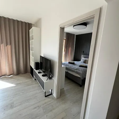 Hillside Y34 * Дольни-Кубин