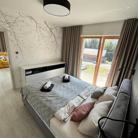 Hillside Y34 *